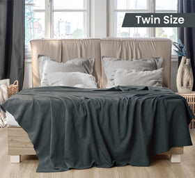 Utopia Bedding soft cotton thermal blanket texture highlights a plush, breathable surface.