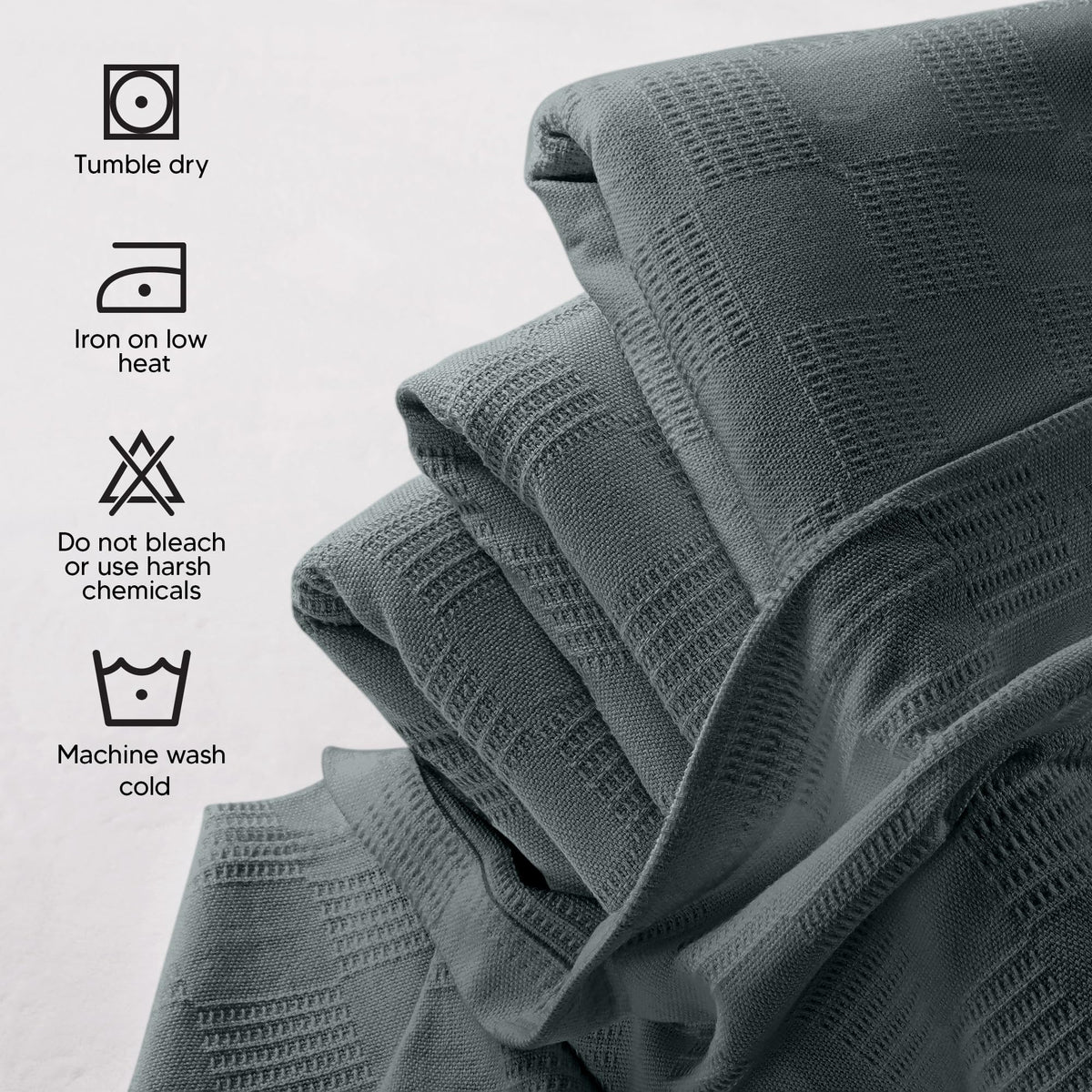 Utopia Bedding thermal blanket lightweight and breathable for warm nights