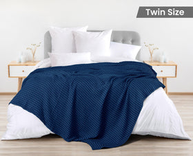 Close-up of 100% cotton waffle weave by Utopia Bedding