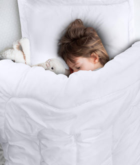 Utopia Bedding kids comforter set suitable for boys and girls bedrooms