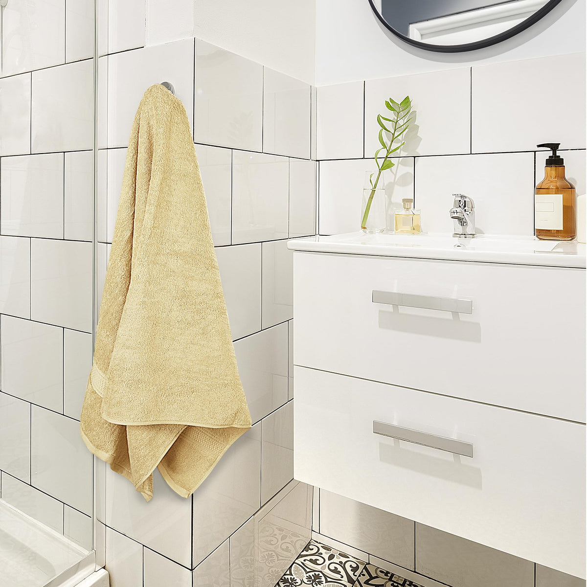 Utopia Towels 4 Pack beige packaging and towels ready for gifting or storage.