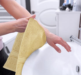 Utopia Towels 600gsm towels provide durable absorbency for bathroom or gym routines.