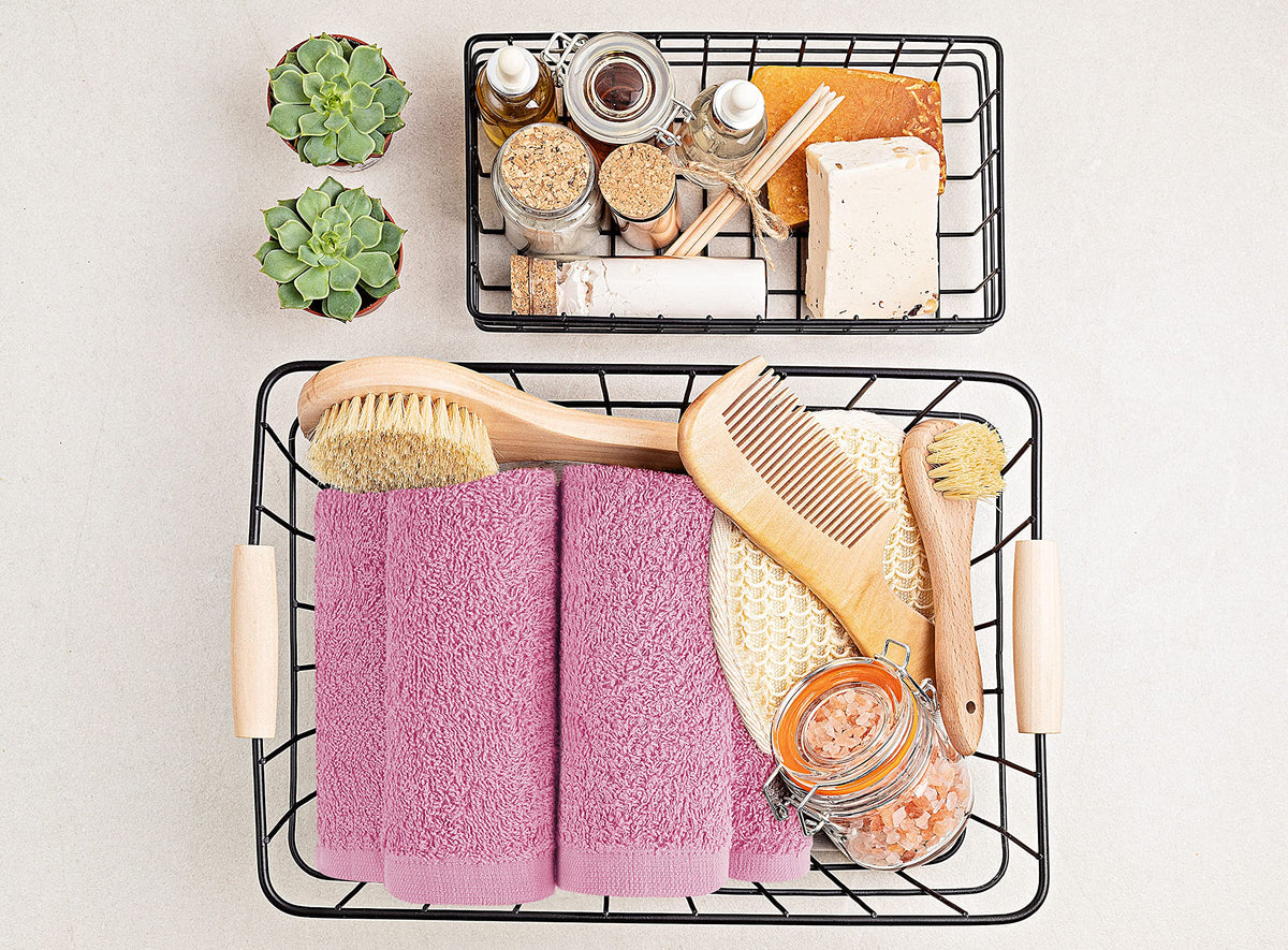 Utopia Towels highly absorbent washcloth suitable for quick drying after washing.