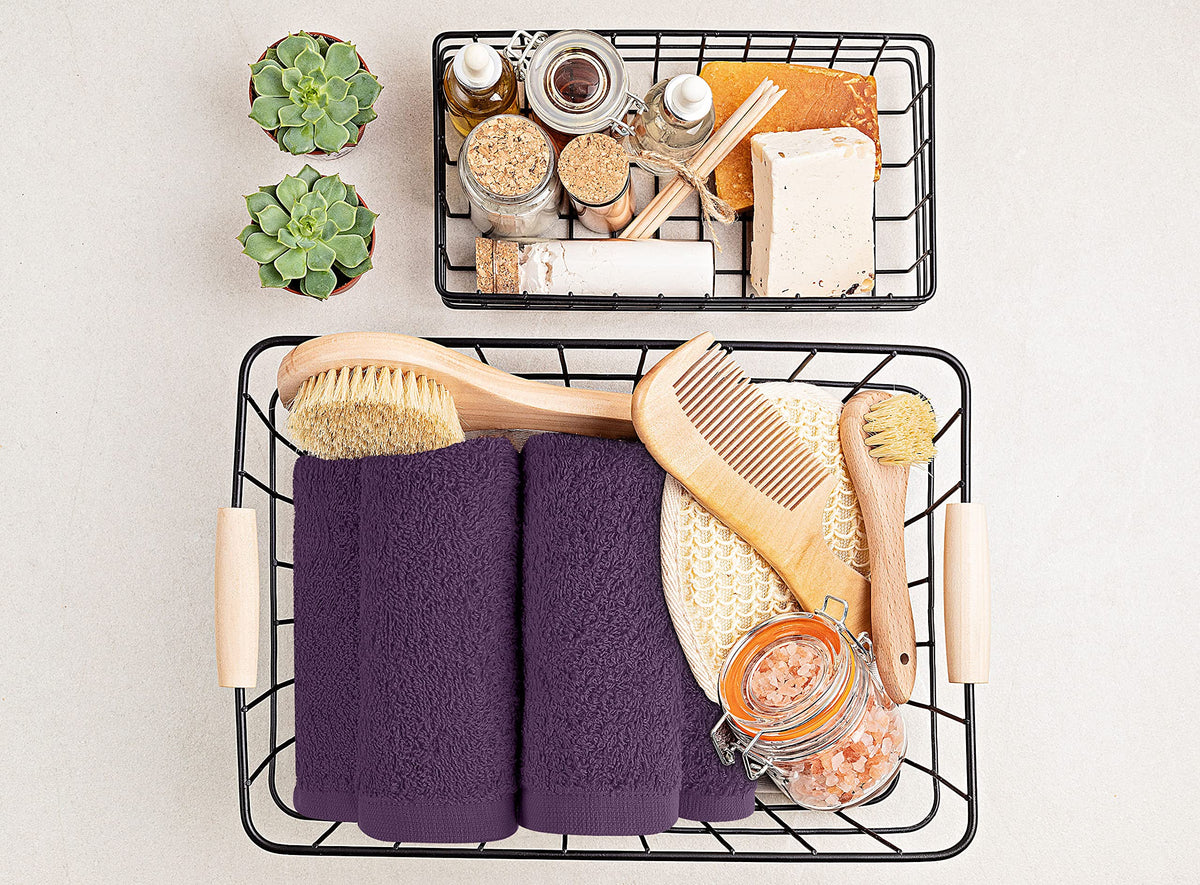 Utopia Towels daily-use washcloth—durable for frequent laundering and long-lasting softness.