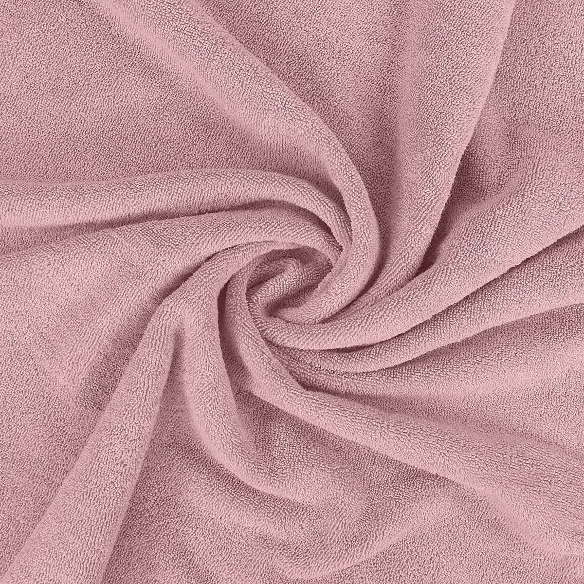 Utopia Towels bath sheet edge finish demonstrates tidy seams and reduced wear.