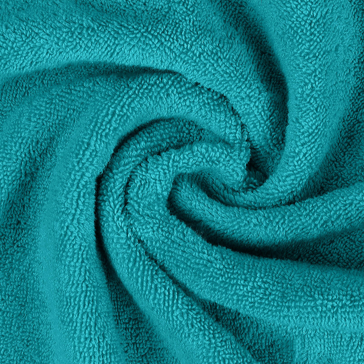 Utopia Towels turquoise hand towels: lightweight and machine washable for easy care.