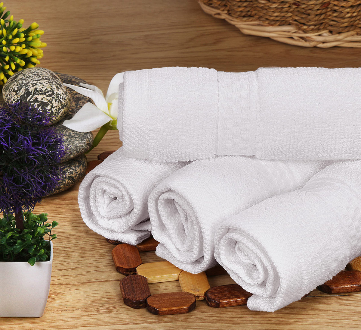 Utopia Towels Majestic Plush daily-use setup for bathroom versatility