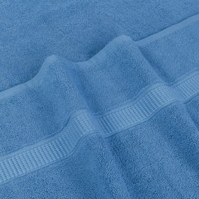 Utopia Towels neatly finished edges prevent fraying during washes.