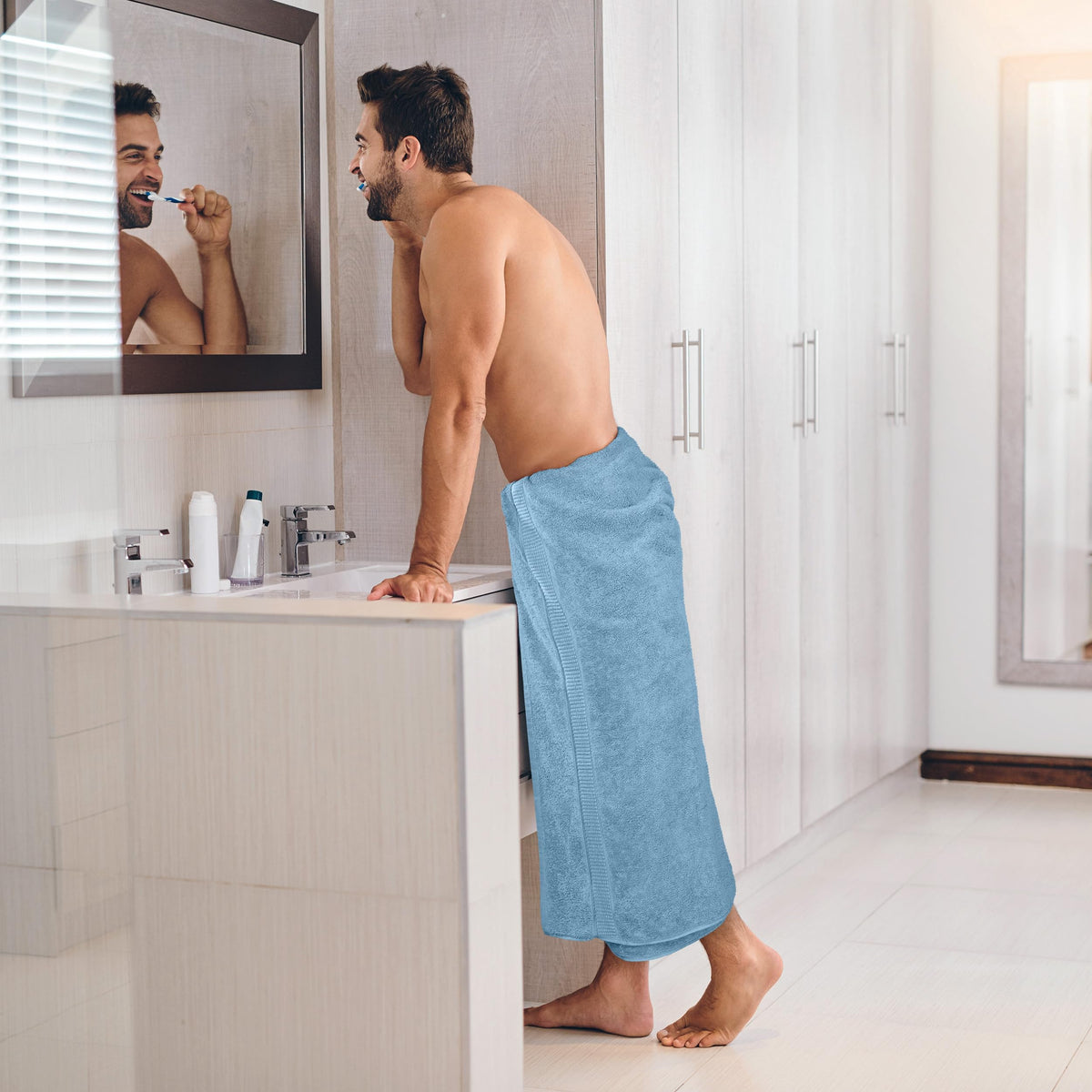 Utopia Towels neatly finished edges resist fraying for long-lasting use