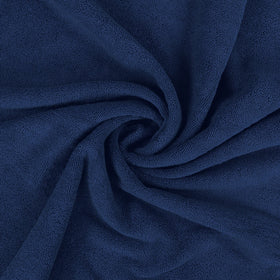 Utopia Towels quick-dry capability in action helps reduce dampness between uses