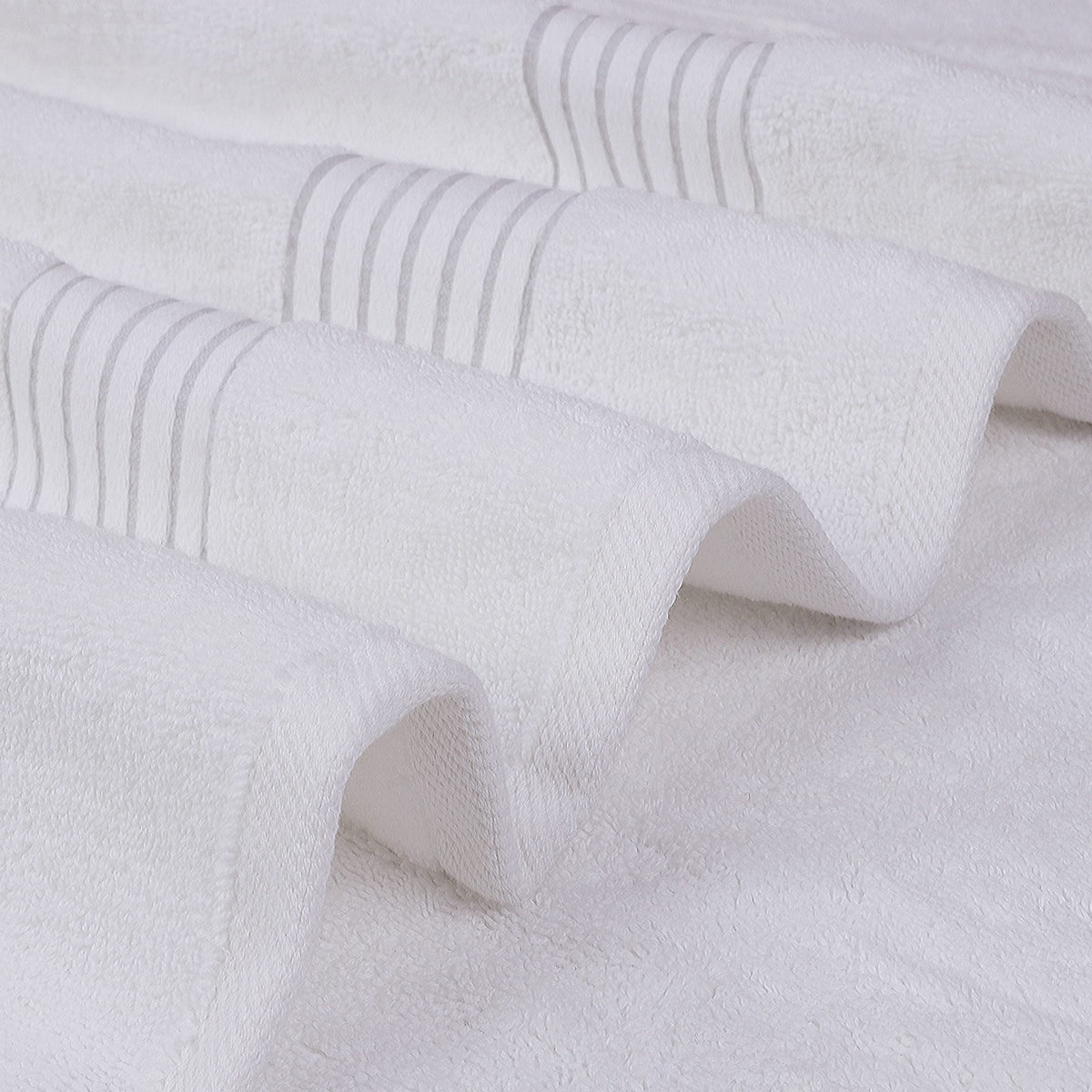 Utopia Towels 100% ring-spun cotton construction offers durable softness and lasting quality.