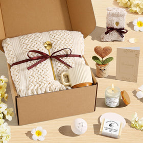 Uwingess big hug candle offers a soothing glow to ease stress.