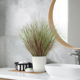 UXORSN artificial grass plants with 38 leaves per stem for lush realism.