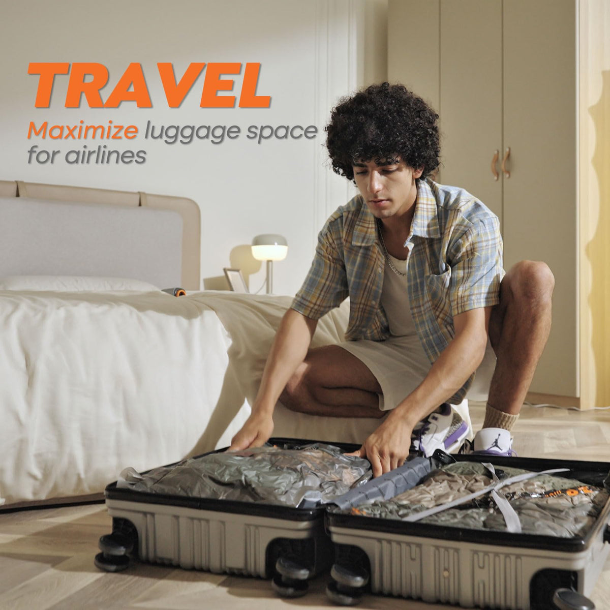 Vacbird travel and home 2-in-1 design supports seasonal storage.