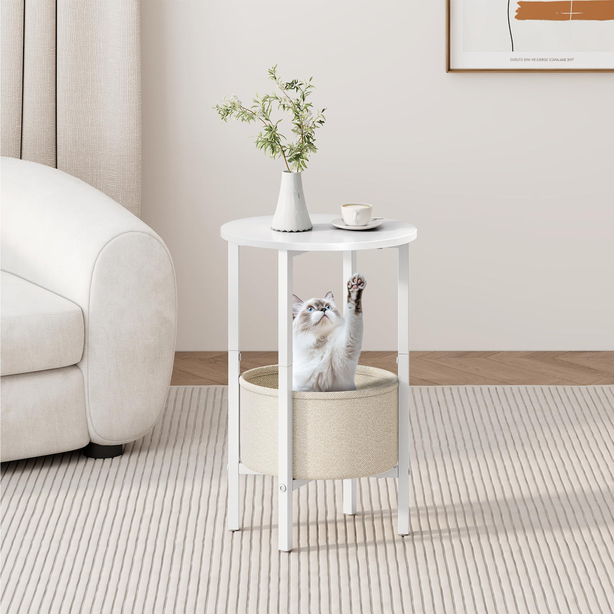 Vagusicc bedside table fits beside the bed, improving accessibility in tight spaces.