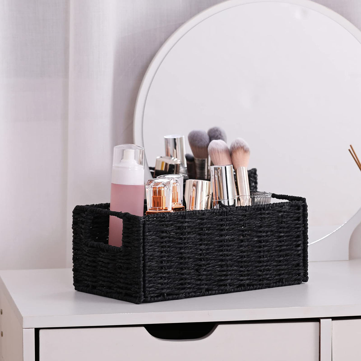 Vagusicc basket perfect for toiletries, towels, or snacks.