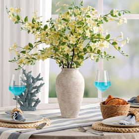 Vanselia gift packaging vase makes a thoughtful home decor present