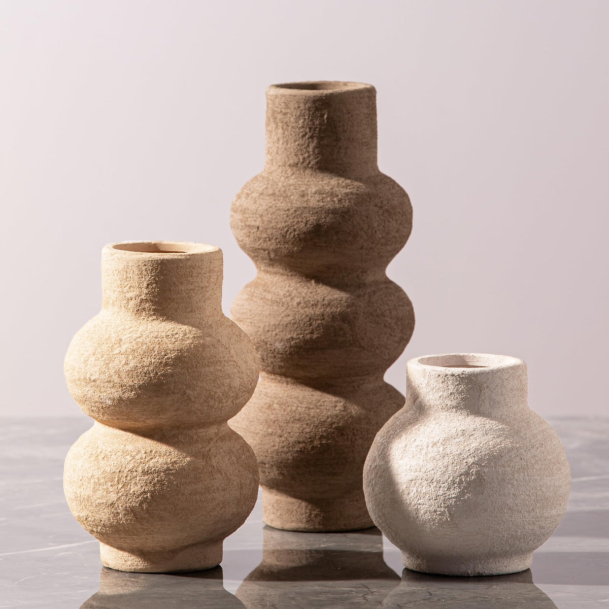 Vanselia ceramic vase set large size with intricate texture elevates a modern farmhouse table centerpiece.