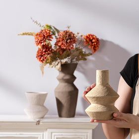 Vanselia ceramic vase waterproof interior suitable for water-filled arrangements.