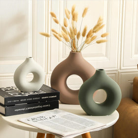 Vanselia donut vase for living room centerpiece on a coffee table