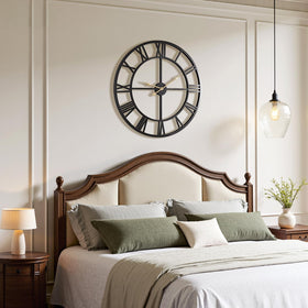Vantic clock makes a thoughtful gift for family and friends.