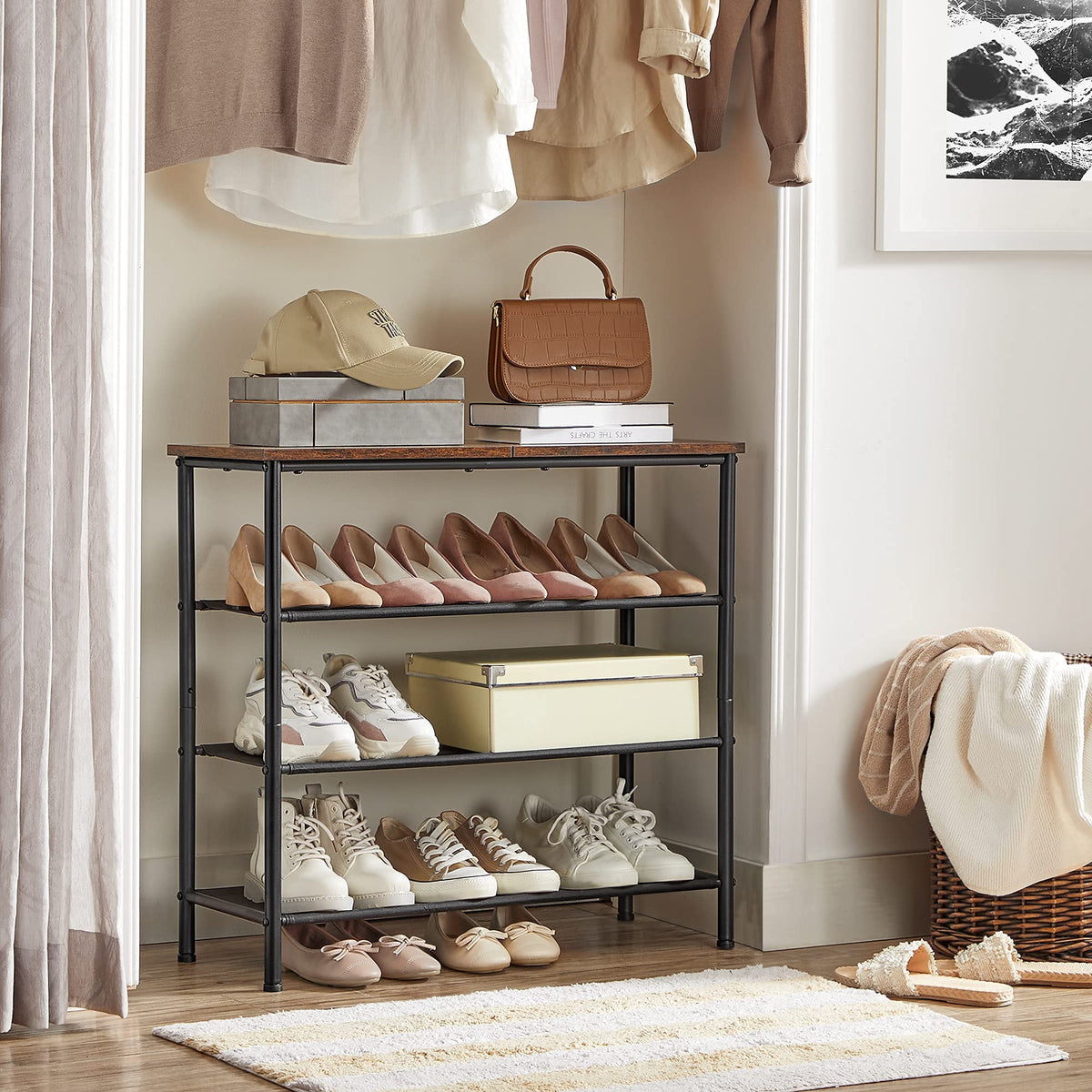 VASAGLE fabric shelves close-up shows breathable fabric and neat stacking.
