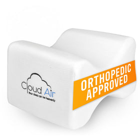 Vaunn Cloud Air Side Sleeper knee pillow between knees supports alignment.