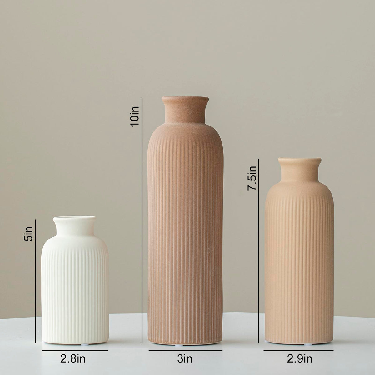 Vaurcesa coffee-toned vases bring warmth to living rooms and offices.