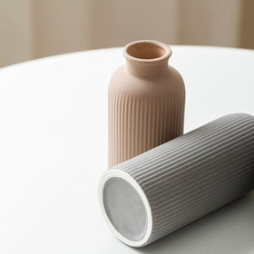 vaurcesa vase with ribbed texture complements farmhouse-inspired interiors