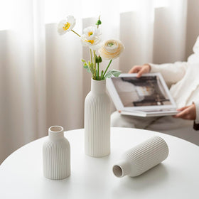 VAURCESA wedding centerpiece vase for elegant tables.