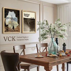 VCK 18x24 poster frame cushions protecting corners during transit