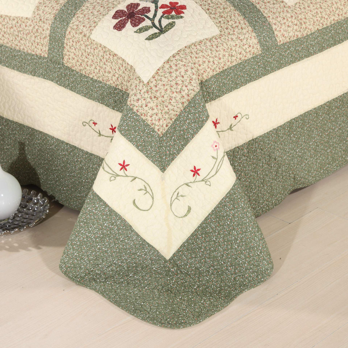 vctops Soft Cotton Multilayer Construction delivers breathable, durable comfort.