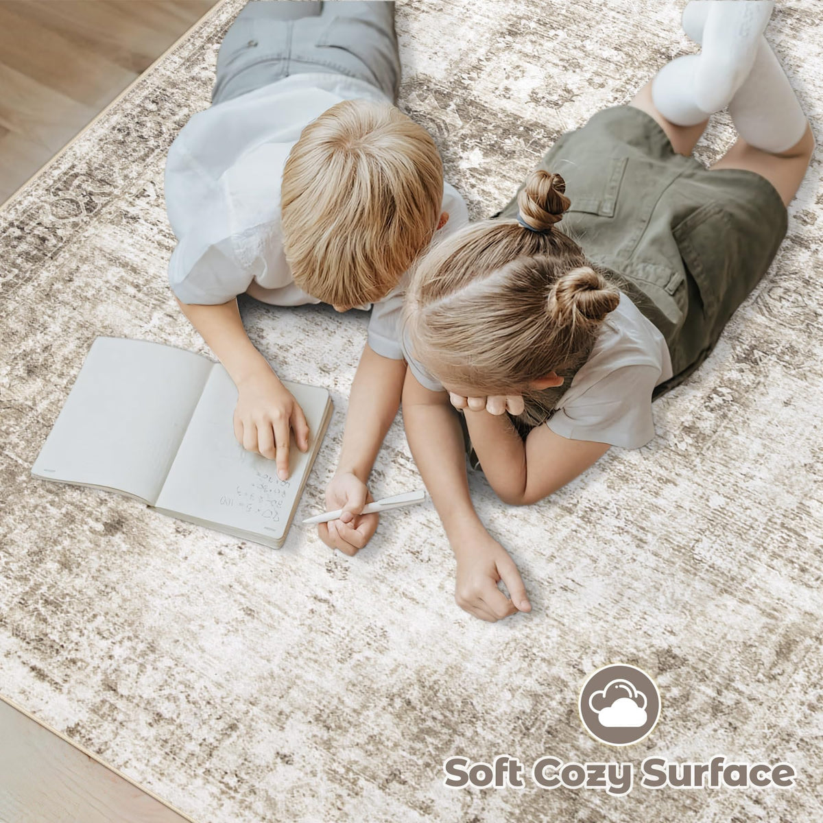 VECARF foldable rug for easy storage and moving.