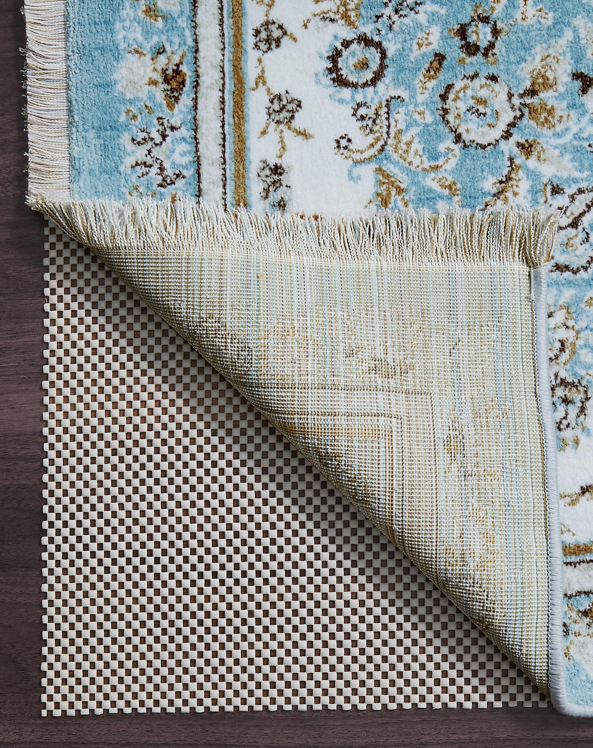 Veken rug pad gripper closeup showing secure grip and anti-slip performance.