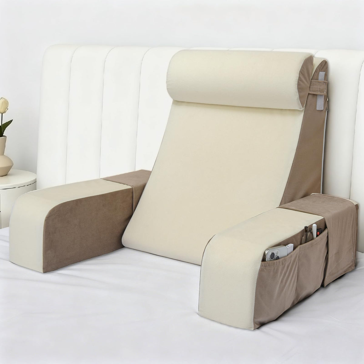 Vekkia reading pillow with 60-degree backrest supports relaxed, posture-friendly bed reading.