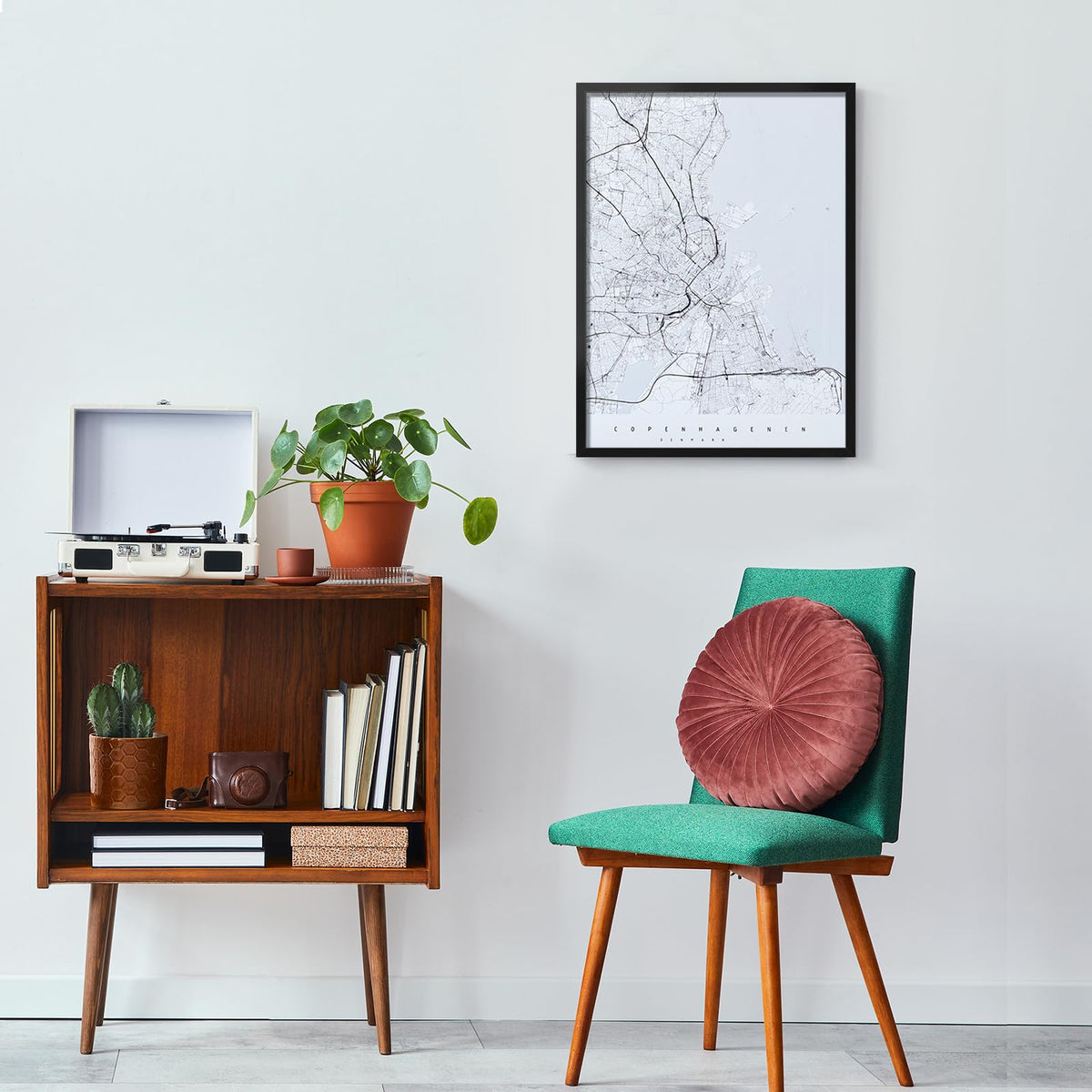 Black finish frame by Veleclo adds gallery‑style elegance for home or office.