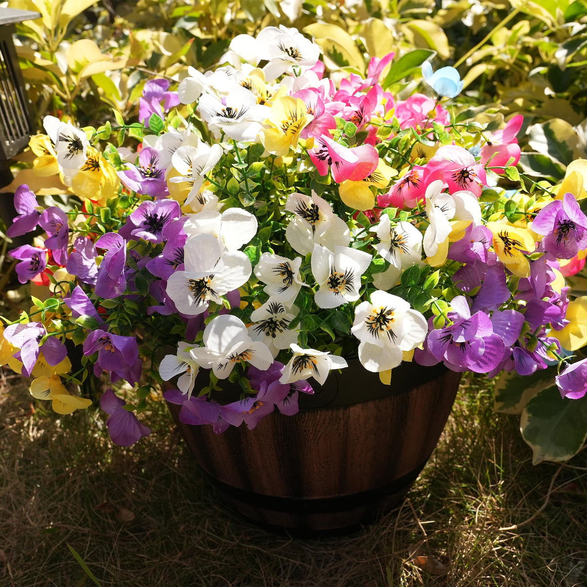 Vemander artificial pansies outdoor white-pink bundle in sunlight showing vibrant color