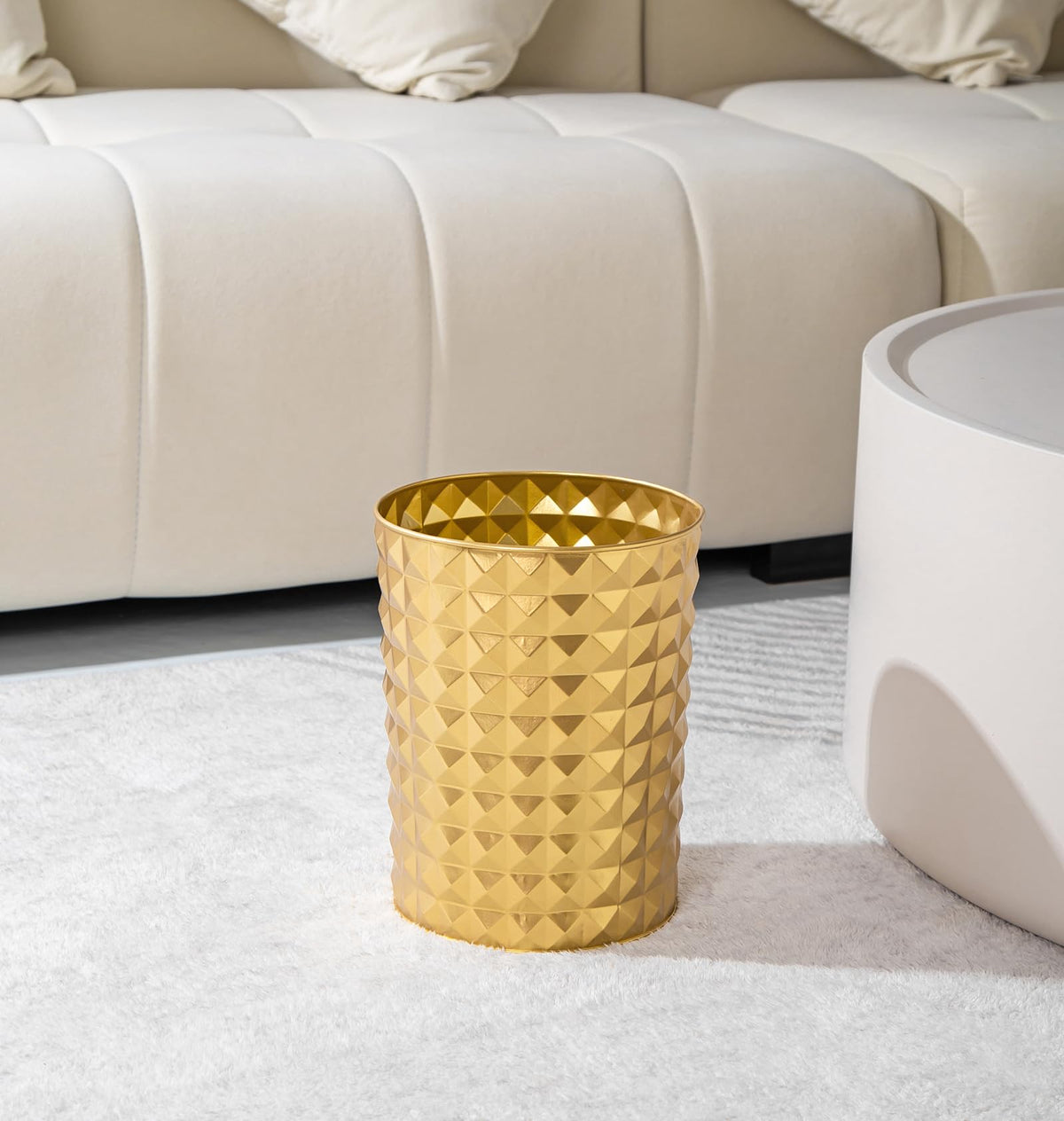 Venalys bedroom use shows a compact, space-saving design.