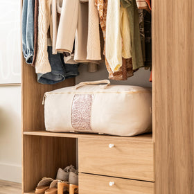 VeraMia 12oz canvas fabric for rugged, long-lasting storage.