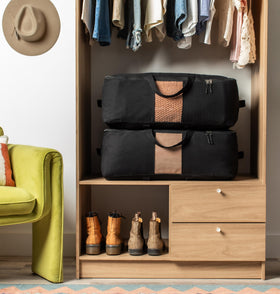 VeraMia machine-washable storage bag for easy cleanup.