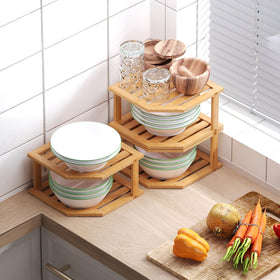 VERTORGAN 2-tier plate organizer provides easy access to dishes.