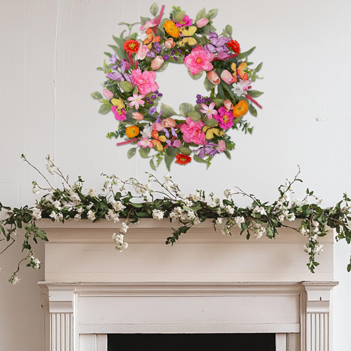 VGIA wreath ships in a sturdy storage box for safe seasonal storage.