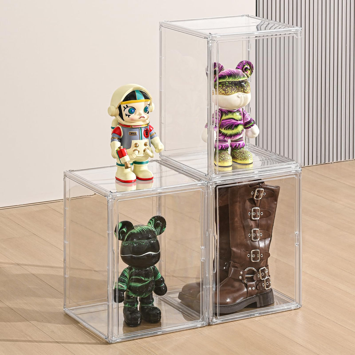VGLXTRNT XXX-Large Display Case crystal-clear PET acrylic provides 360° visibility.