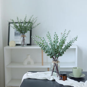 Vierena 17.5-inch stems assembled for a dining centerpiece