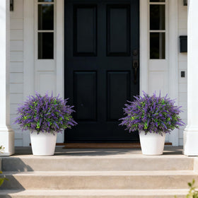 VIERENA artificial lavender topiary close-up highlights vibrant blooms and detail