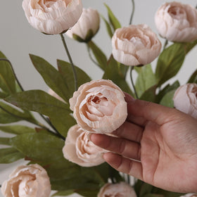 VIERENA wedding table decor using silk peonies for warmth