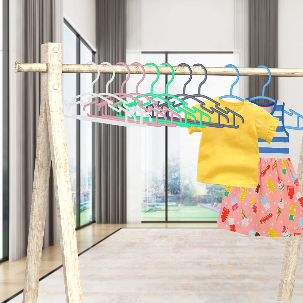 VIIBASE 2-inch diameter hook on standard wardrobe hanger