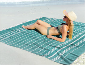 Vikumond oversized Turkish beach towel blanket ideal for family picnics and poolside lounging