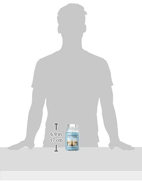 Village Candle Rain dual-wick setup promotes even burn and stronger fragrance.