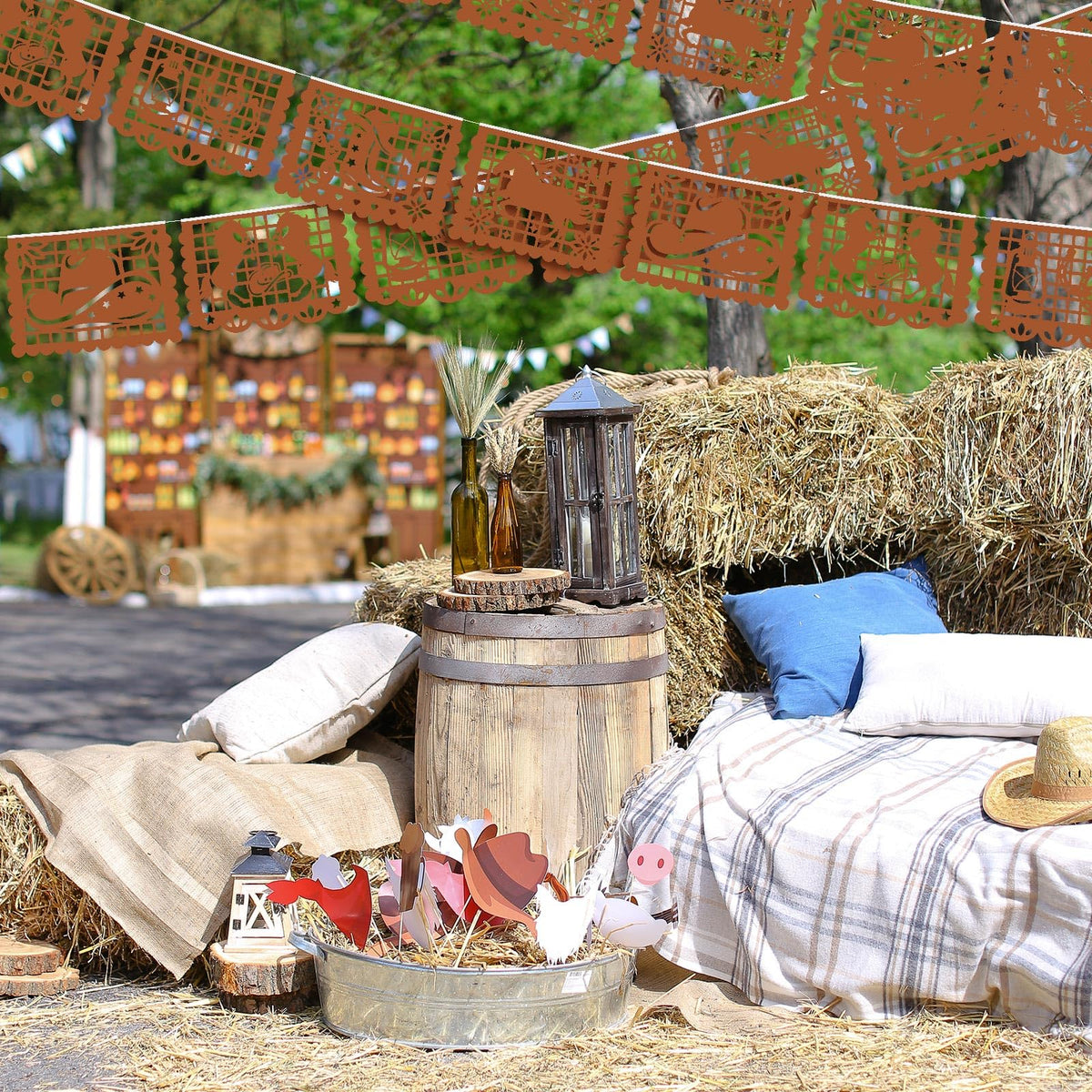 VitalCozy packaging-ready brown banner to showcase value-packed party decorations.